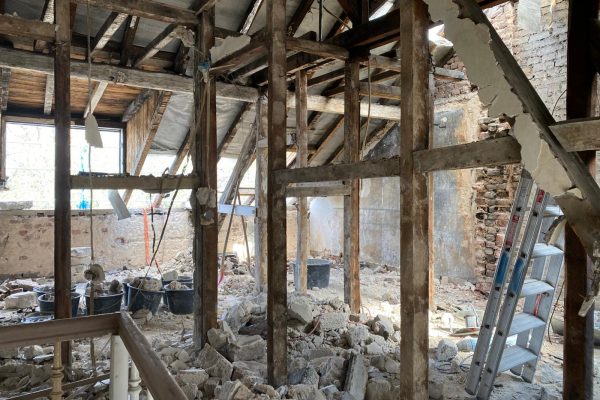 13b9676e-d0f0-49d1-bcb2-62d4febacaf9