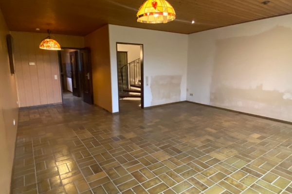 641dd584-ffeb-4f66-bd5a-6b5457e23b98